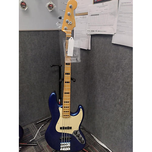 Fender 2023 American Ultra Jazz Bass Electric Bass Guitar deep blue metallic