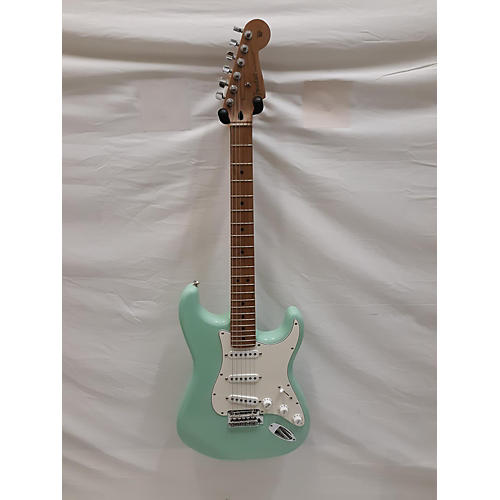 Fender 2023 Player Stratocaster Special Edition Roasted Maple Neck Solid Body Electric Guitar Surf Green