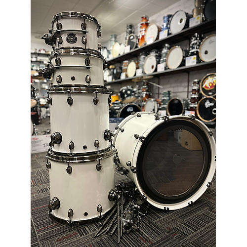 Mapex 2023 Saturn Evolution Drum Kit Polar White