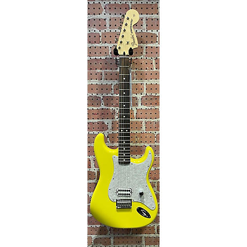 Fender 2023 Tom Delonge Signature Stratocaster Solid Body Electric Guitar Graffiti Yellow