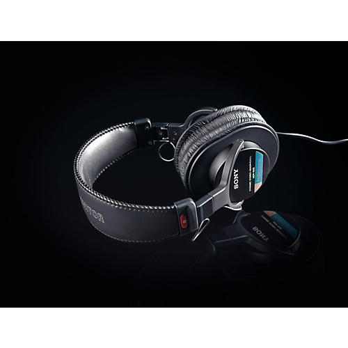 Sony MDR-7506 Professional Closed-Back Headphones | Musician's Friend