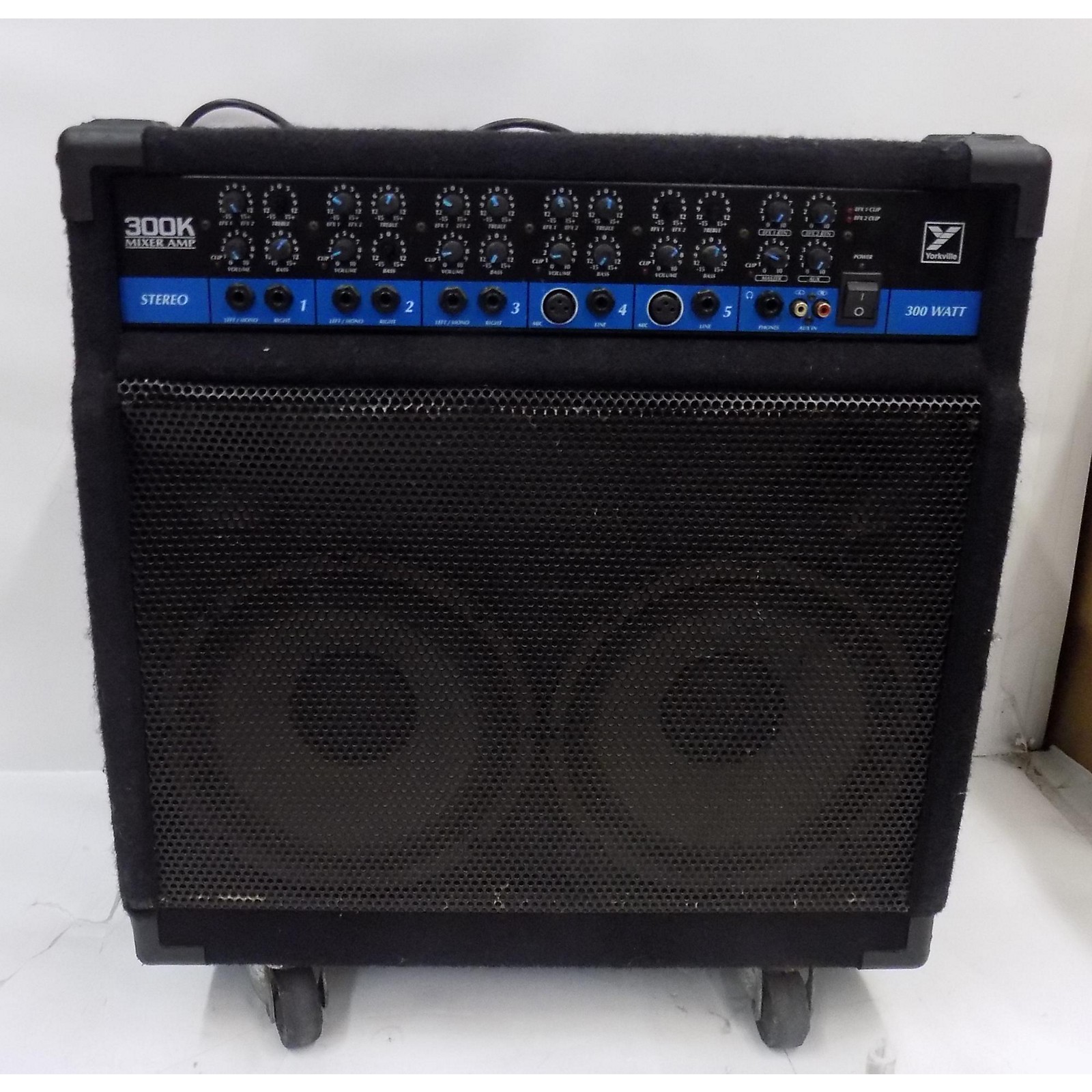 Used Yorkville 300K Mixer Amp Keyboard Amp Musician's Friend