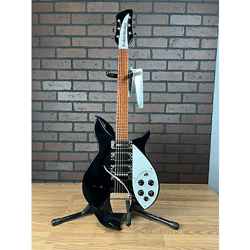 Rickenbacker 325C64 Solid Body Electric Guitar Black and White