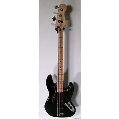 Miscellaneous 4 String Double Cut Electric Bass Guitar