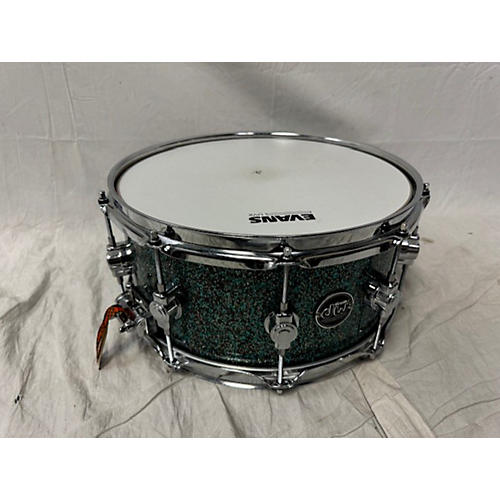 DW 6.5X14 Performance Series Snare Drum Green Sparkle 15