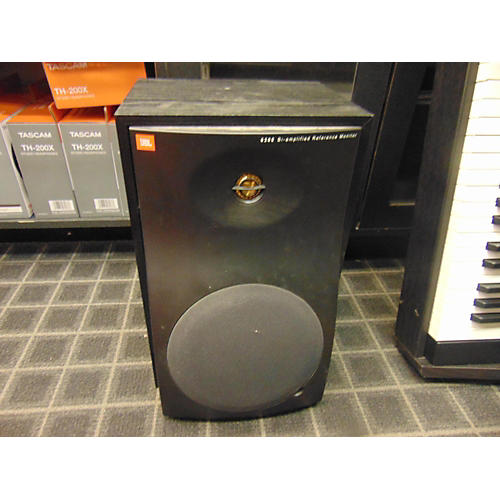 JBL 6208 Powered Monitor