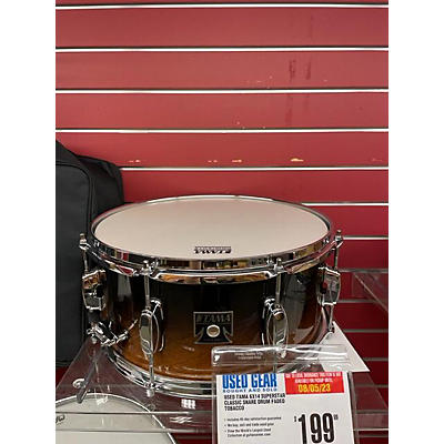 The Maple 6.5x13 Snare Drum Green Spkl-