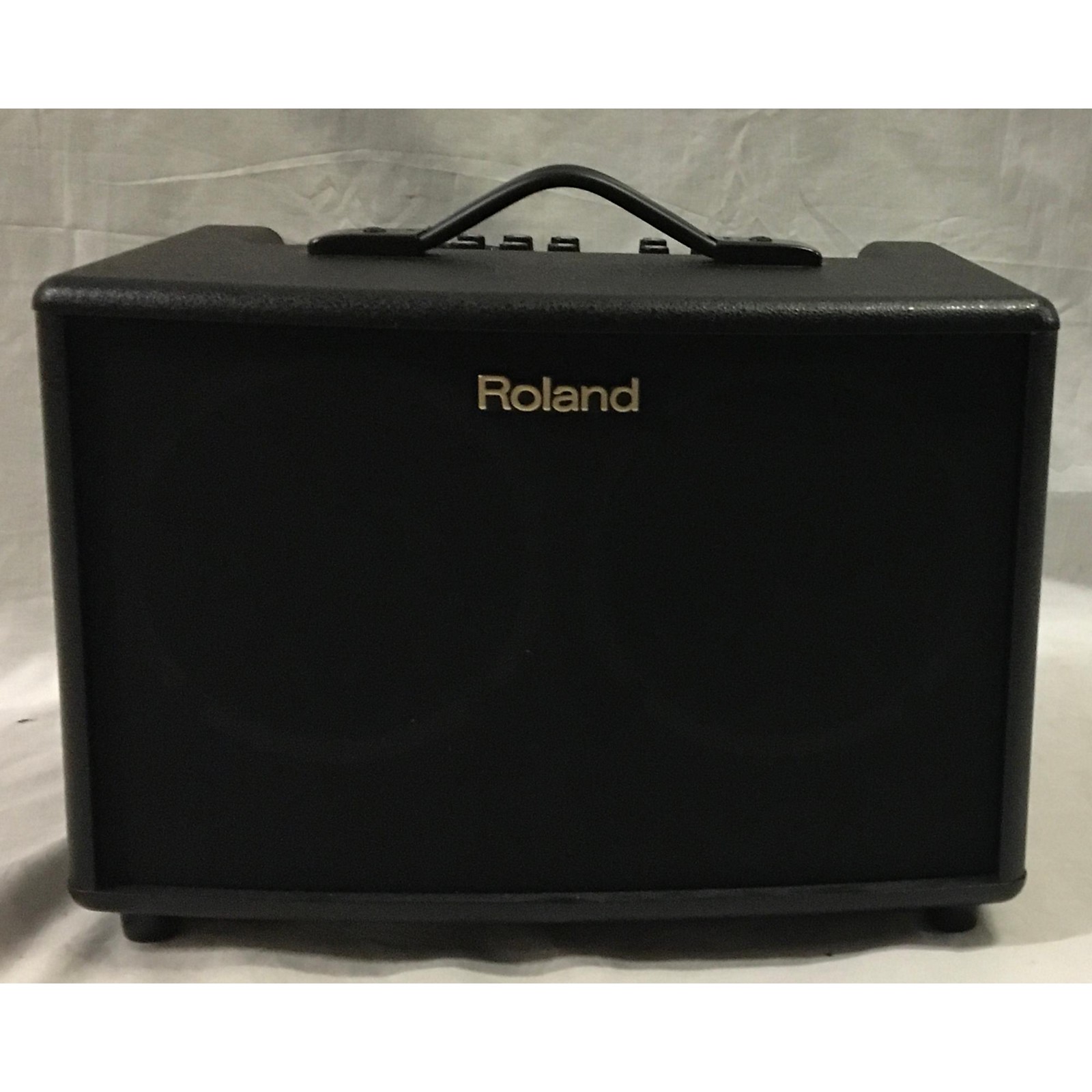 Used Roland AC60 60W 2X6.5 Acoustic Guitar Combo Amp Musician's Friend