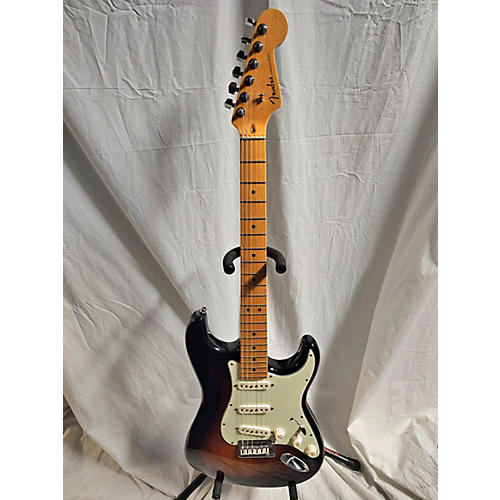 Fender AMERICAN DELUXE STRATOCASTER Solid Body Electric Guitar 2 Tone Sunburst
