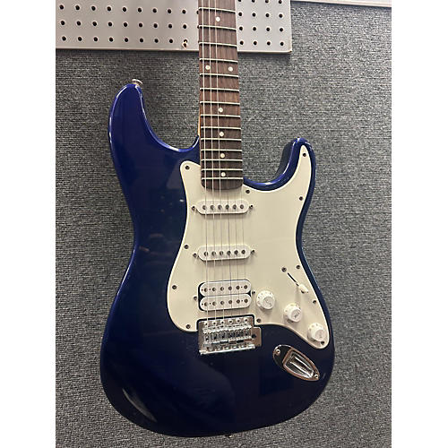 Squier Affinity Stratocaster Solid Body Electric Guitar Blue