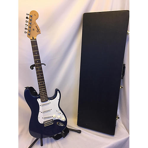Squier Affinity Stratocaster Solid Body Electric Guitar NAVY BLUE