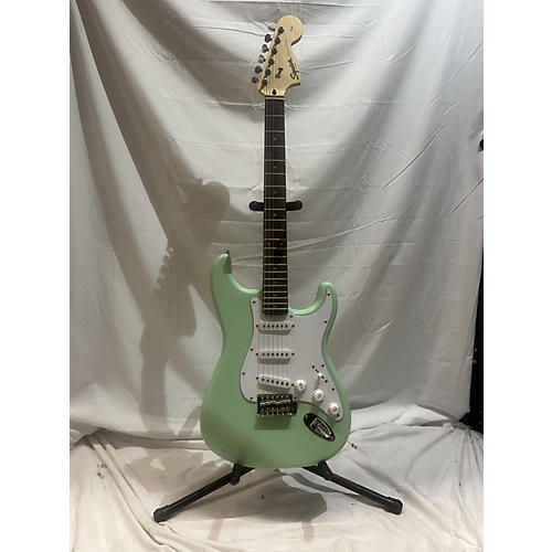 Squier Affinity Stratocaster Solid Body Electric Guitar Seafoam Green