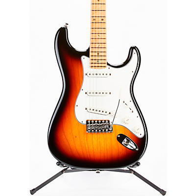 Fender Custom Shop American Custom Stratocaster Maple Fingerboard Electric Guitar