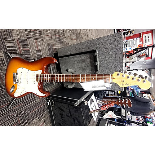 Fender American Deluxe Ash Stratocaster Solid Body Electric Guitar Tobacco Sunburst
