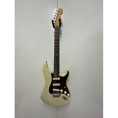 Fender American Deluxe Ash Stratocaster Solid Body Electric Guitar Trans White