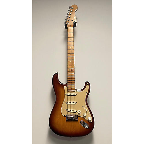 Fender American Deluxe Ash Stratocaster Solid Body Electric Guitar Tobacco Sunburst