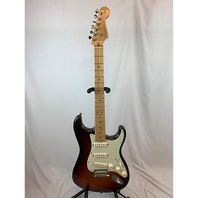 Fender American Deluxe Stratocaster Plus HSS Solid Body Electric Guitar