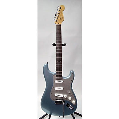 Fender American Deluxe Stratocaster Solid Body Electric Guitar