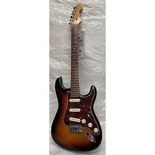 Fender American Deluxe Stratocaster Solid Body Electric Guitar 3 Tone Sunburst