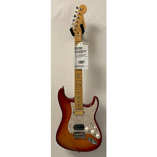 Fender American Deluxe Stratocaster Solid Body Electric Guitar Cherry