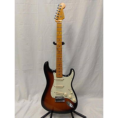 Fender American Deluxe Stratocaster V Neck Solid Body Electric Guitar