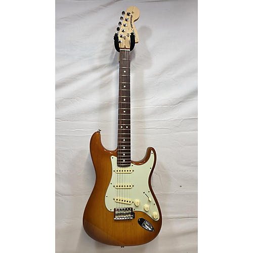 Fender American Performer Stratocaster SSS Solid Body Electric Guitar Honey Burst