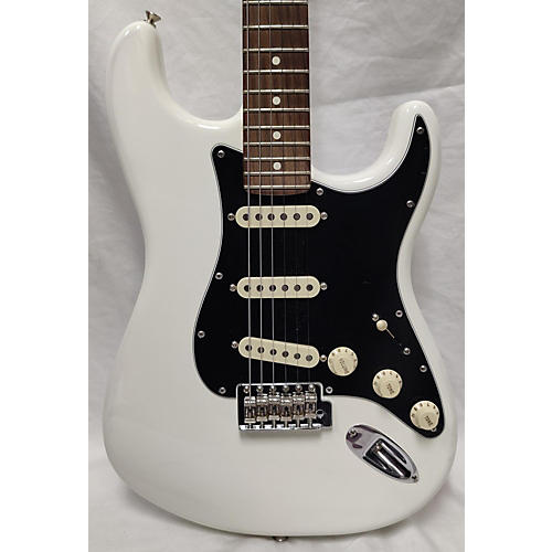 Fender American Performer Stratocaster SSS Solid Body Electric Guitar Arctic White