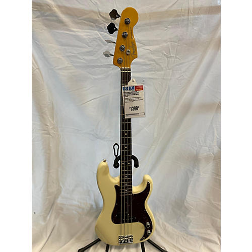 Fender American Professional II Precision Bass Electric Bass Guitar White