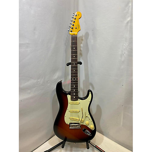 Fender American Professional II Stratocaster Solid Body Electric Guitar Sunburst