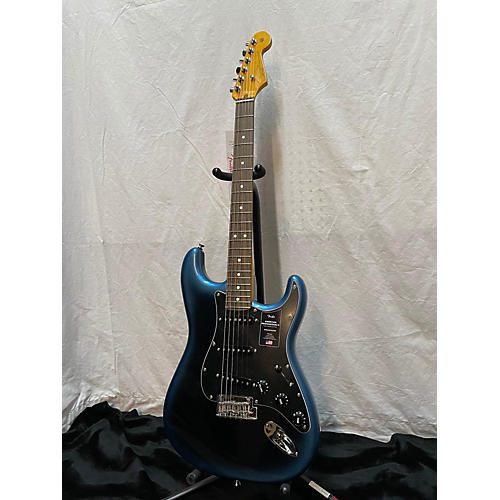 Fender American Professional II Stratocaster Solid Body Electric Guitar Midnight Blue