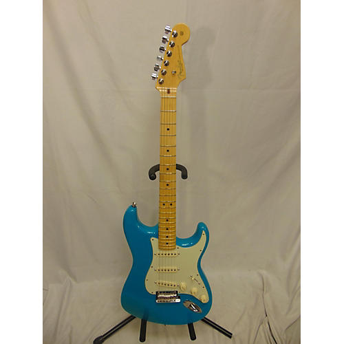 Fender American Professional II Stratocaster Solid Body Electric Guitar MIAMI BLUE