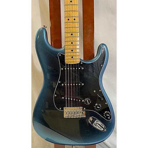 Fender American Professional II Stratocaster Solid Body Electric Guitar Dark Night