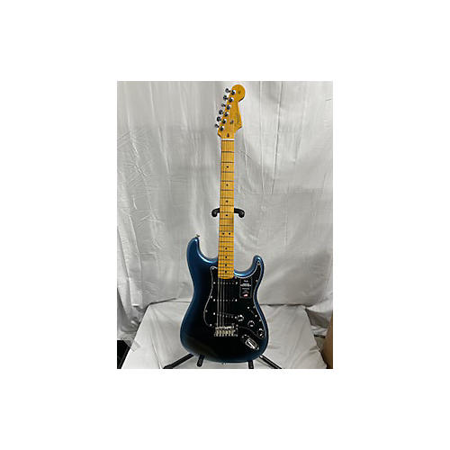 Fender American Professional II Stratocaster Solid Body Electric Guitar Blue Sapphire