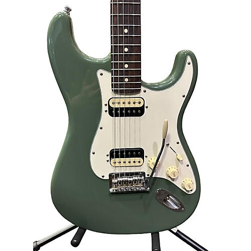 Fender American Professional Stratocaster HH Solid Body Electric Guitar Forest Green