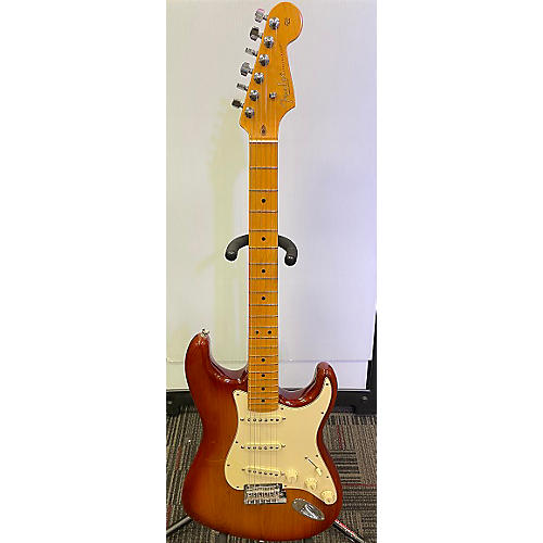 Fender American Professional Stratocaster SSS Solid Body Electric Guitar Honey Burst