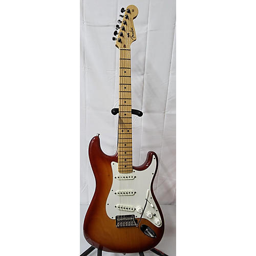 Fender American Professional Stratocaster SSS Solid Body Electric Guitar Sienna Sunburst
