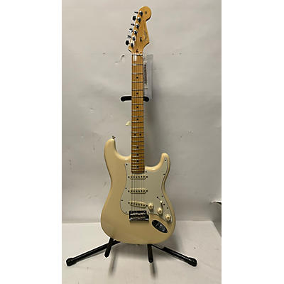 Fender American Professional Stratocaster SSS Solid Body Electric Guitar