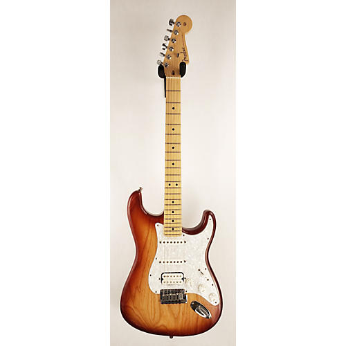 Fender American Standard Stratocaster Solid Body Electric Guitar Sunburst