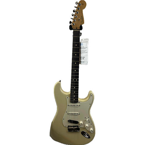 Fender American Standard Stratocaster Solid Body Electric Guitar Yellow