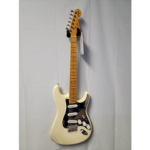 Fender American The Hitmaker Nile Rogers Solid Body Electric Guitar Olympic White