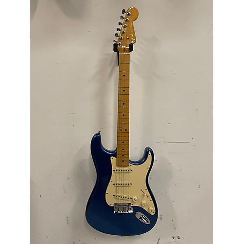 Fender American Ultra Stratocaster Solid Body Electric Guitar Royal Blue