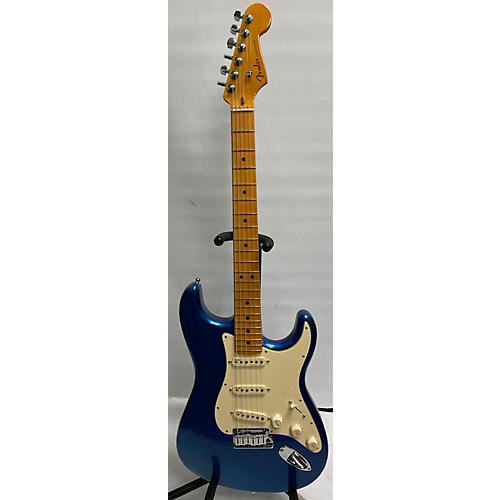 Fender American Ultra Stratocaster Solid Body Electric Guitar Cobra Blue