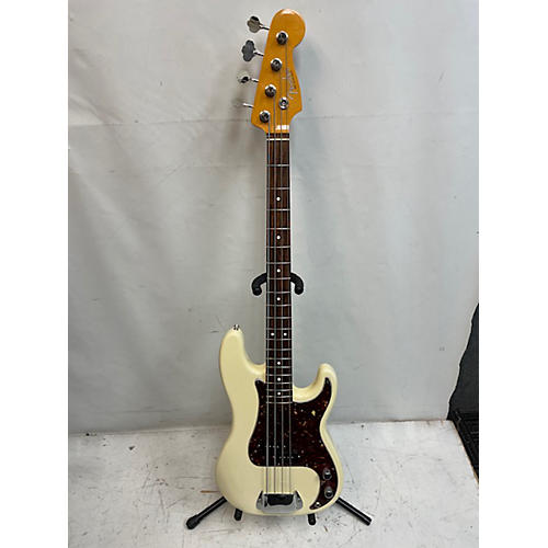 Fender American Vintage Reissue '62 Precision Bass Electric Bass Guitar Vintage White