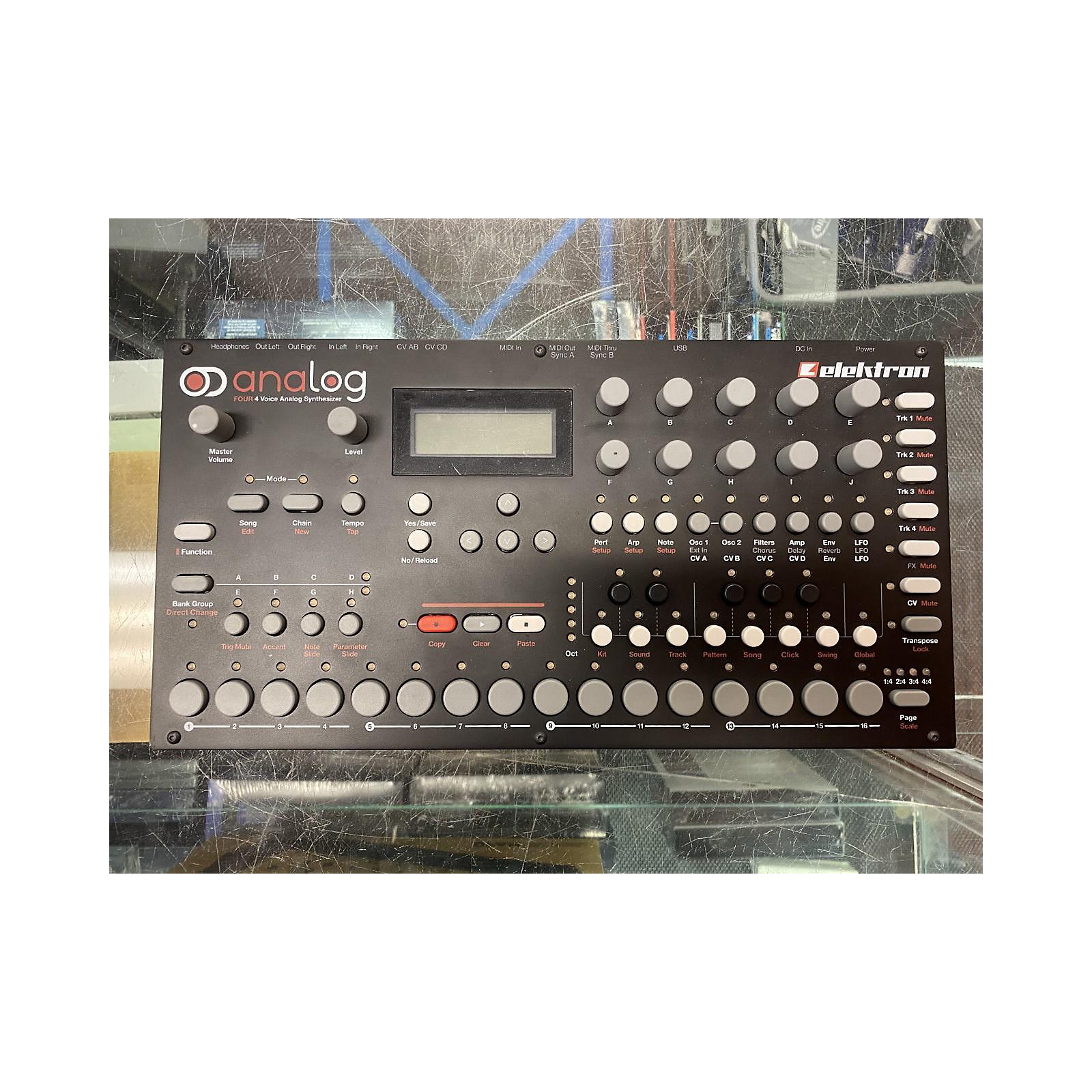 Used Elektron Analog Four Tabletop Synthesizer Synthesizer Musician's