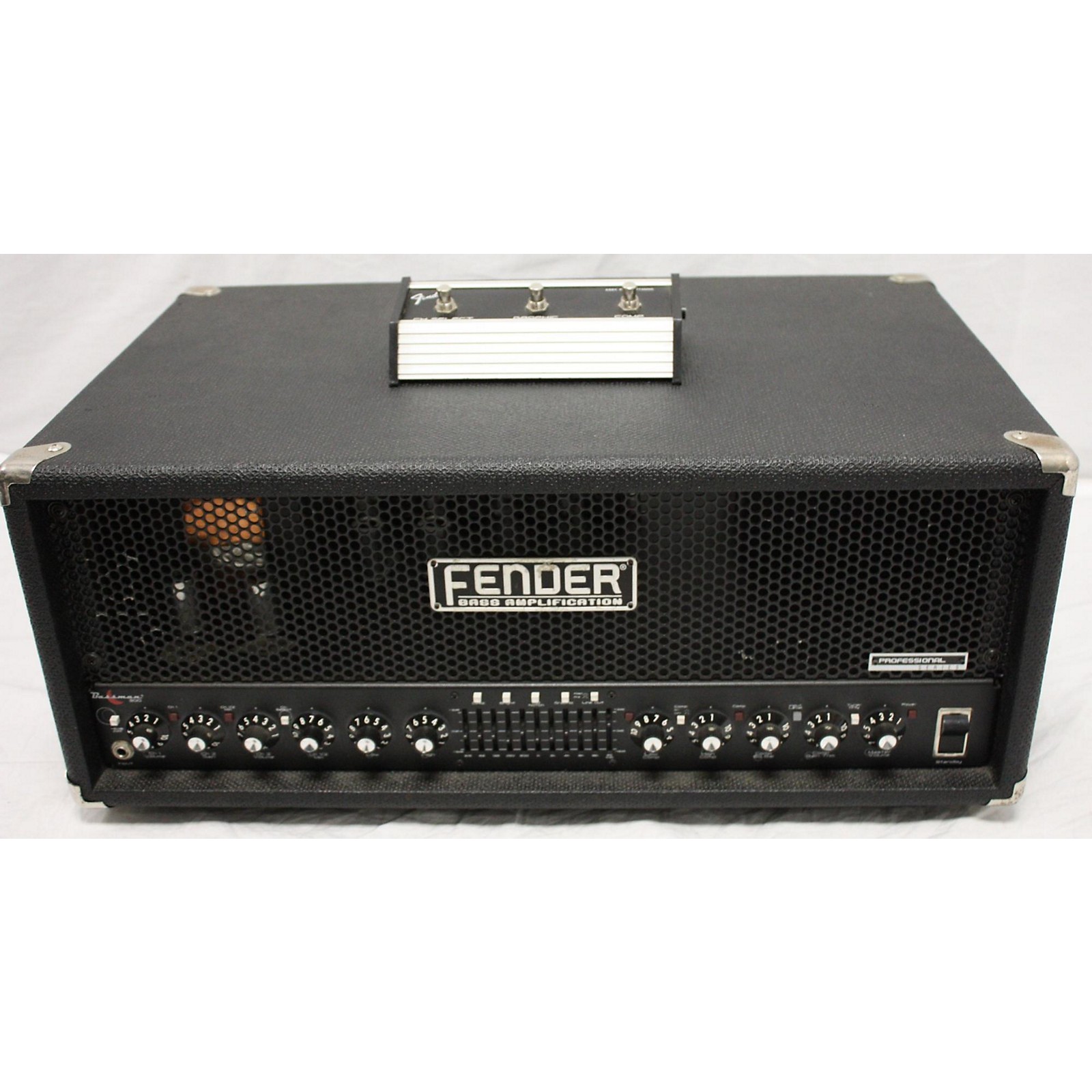 Fender BASSMAN 300 PRO Tube Bass Amp Head Musician s Friend fender-bassman-300-pro-tube-bass-amp-head-musician-s-friend