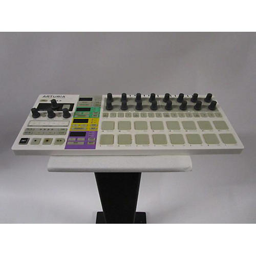 Beatstep Pro MIDI Controller