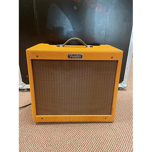 Fender Blues Junior 15W 1x12 Tube Guitar Combo Amp