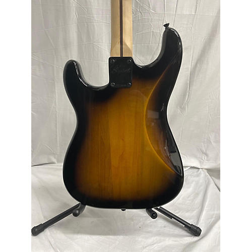 Squier Bullet Stratocaster HSS Solid Body Electric Guitar 2 Color Sunburst