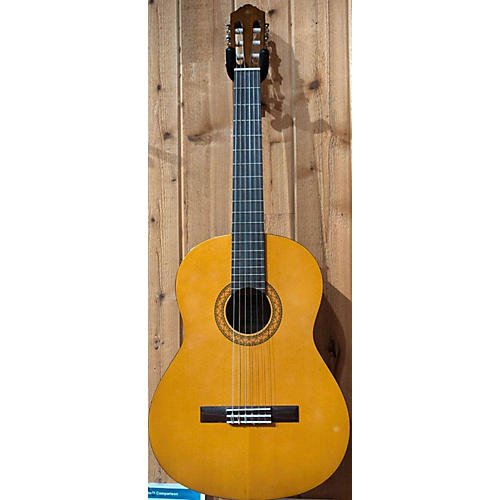 Yamaha C40 Classical Acoustic Guitar Natural