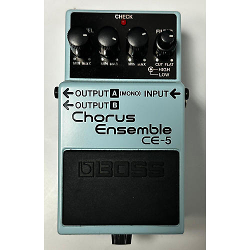 BOSS CE5 Chorus Ensemble Effect Pedal Musician's Friend